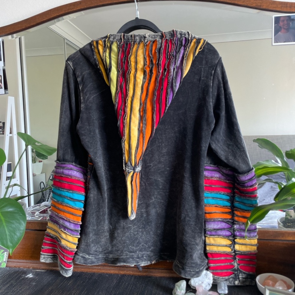 Ethically handmade hoodie from Nepal, fits L/XL but would look so cute oversized - Picture 2 of 3
